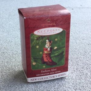 Fashion Afoot 2000 Hallmark Ornament